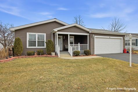 4 Hialeah Court Grayslake IL 60030