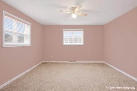 4 Hialeah Court Grayslake IL 60030