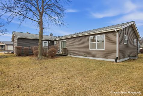 4 Hialeah Court Grayslake IL 60030