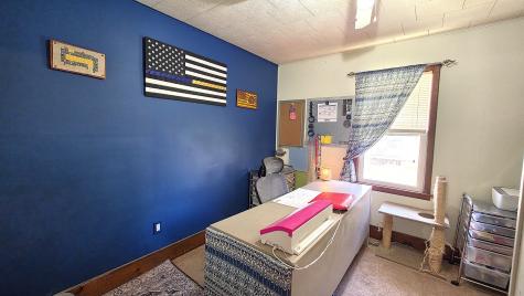 918 North Farnham Street Galesburg IL 61401