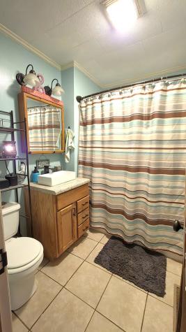 918 North Farnham Street Galesburg IL 61401