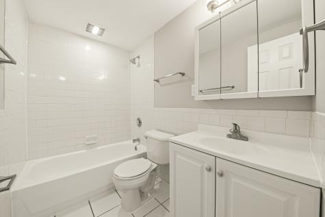 120 Adobe Circle Carpentersville IL 60110