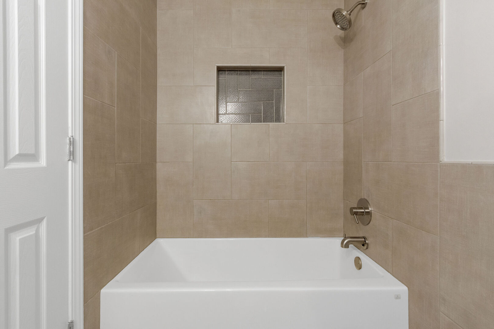 437 Eagle View Drive Carol Stream IL 60188