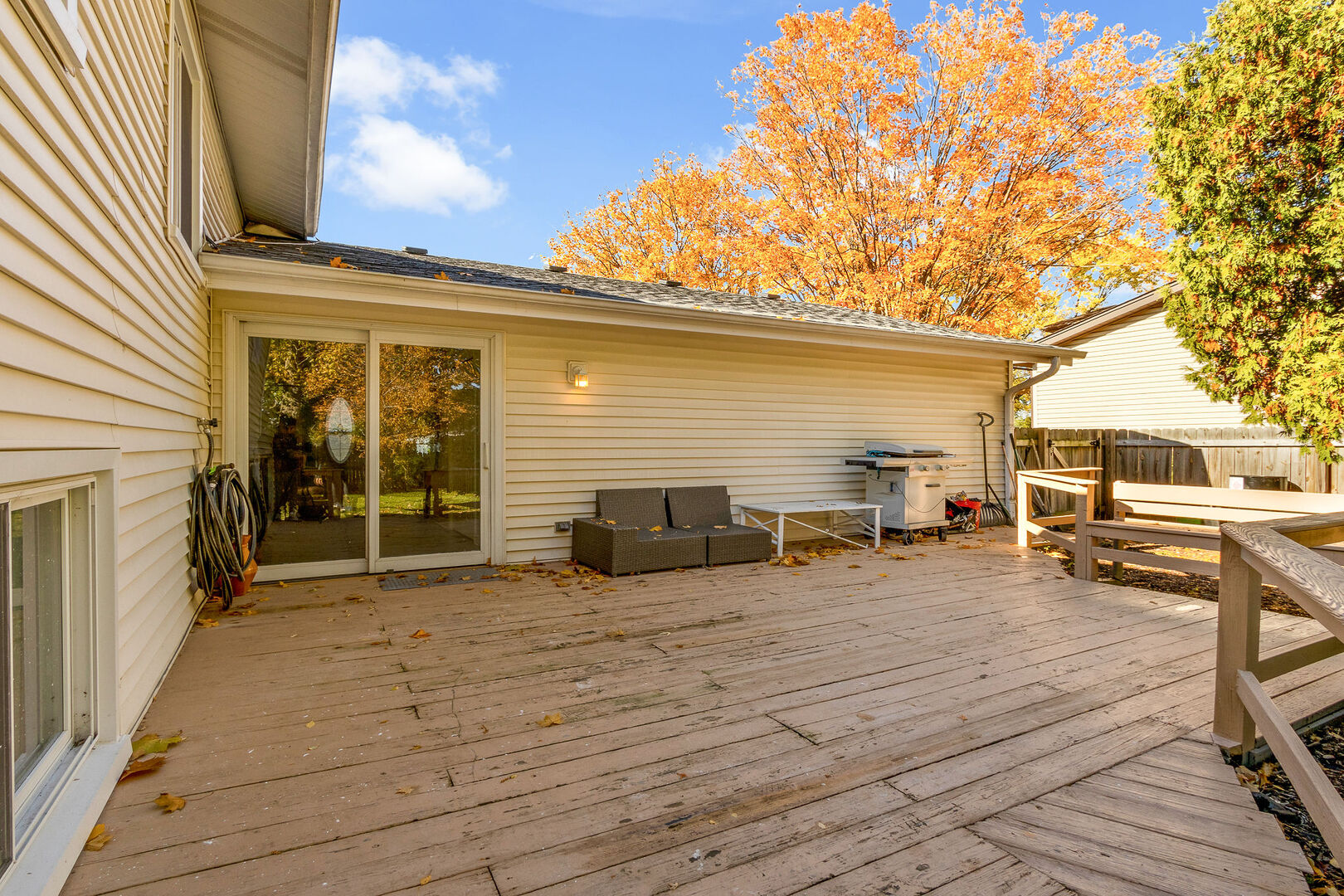 437 Eagle View Drive Carol Stream IL 60188