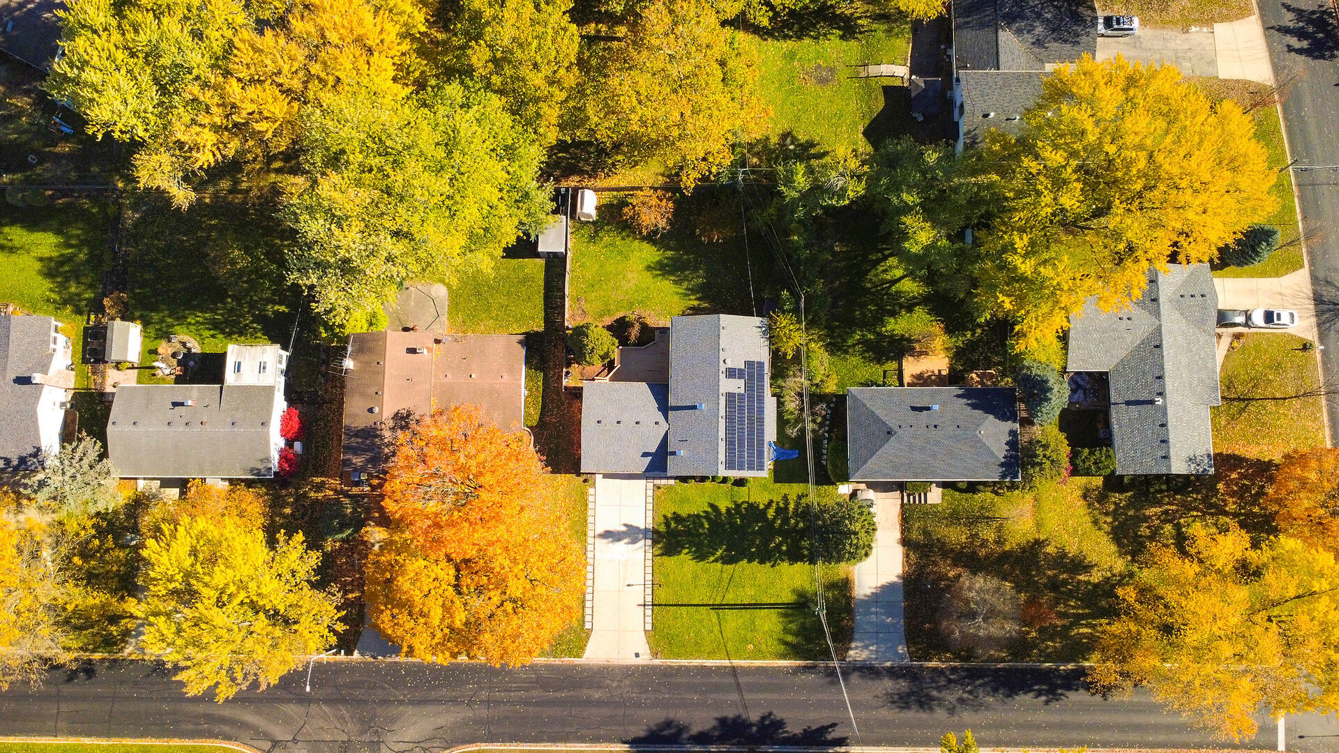 437 Eagle View Drive Carol Stream IL 60188