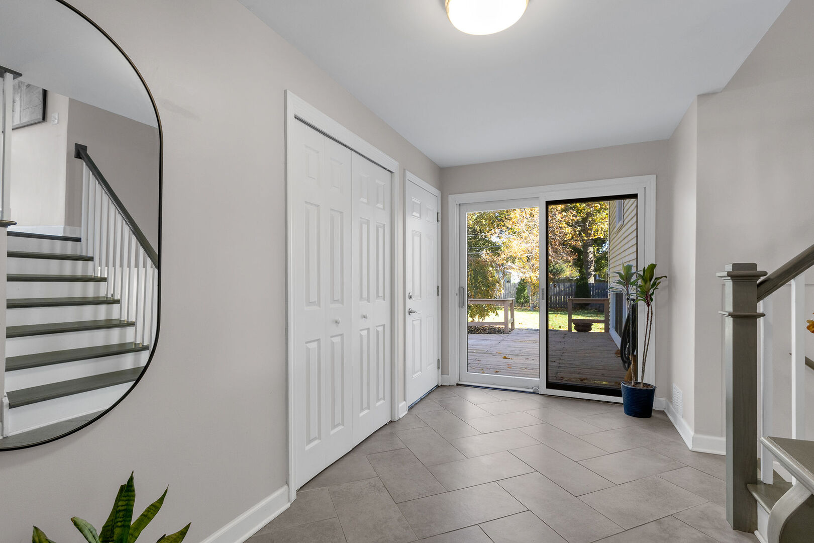 437 Eagle View Drive Carol Stream IL 60188