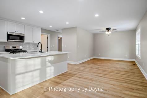 902 Lange Avenue Beecher IL 60401