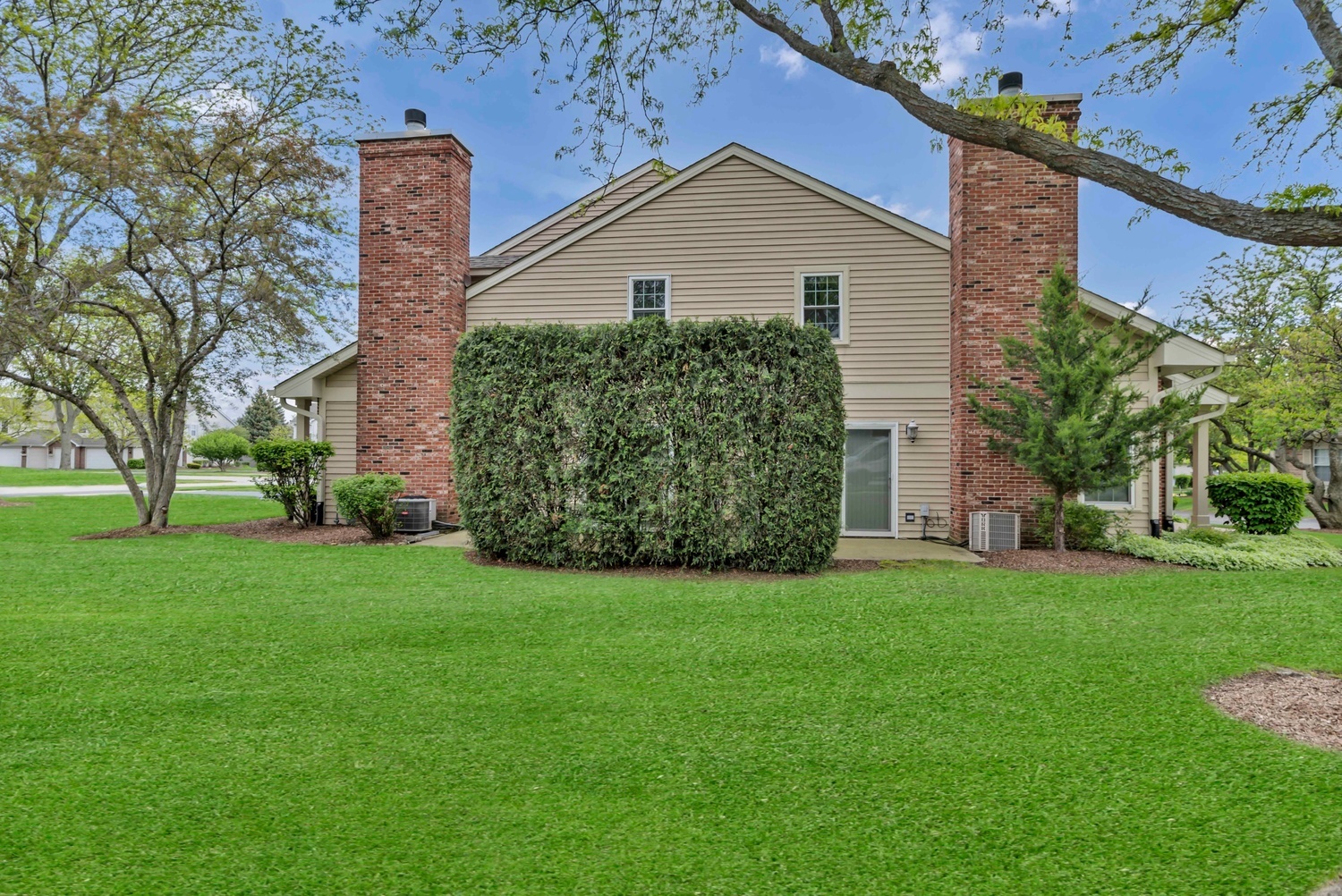 3053 Anton Drive Aurora IL 60504