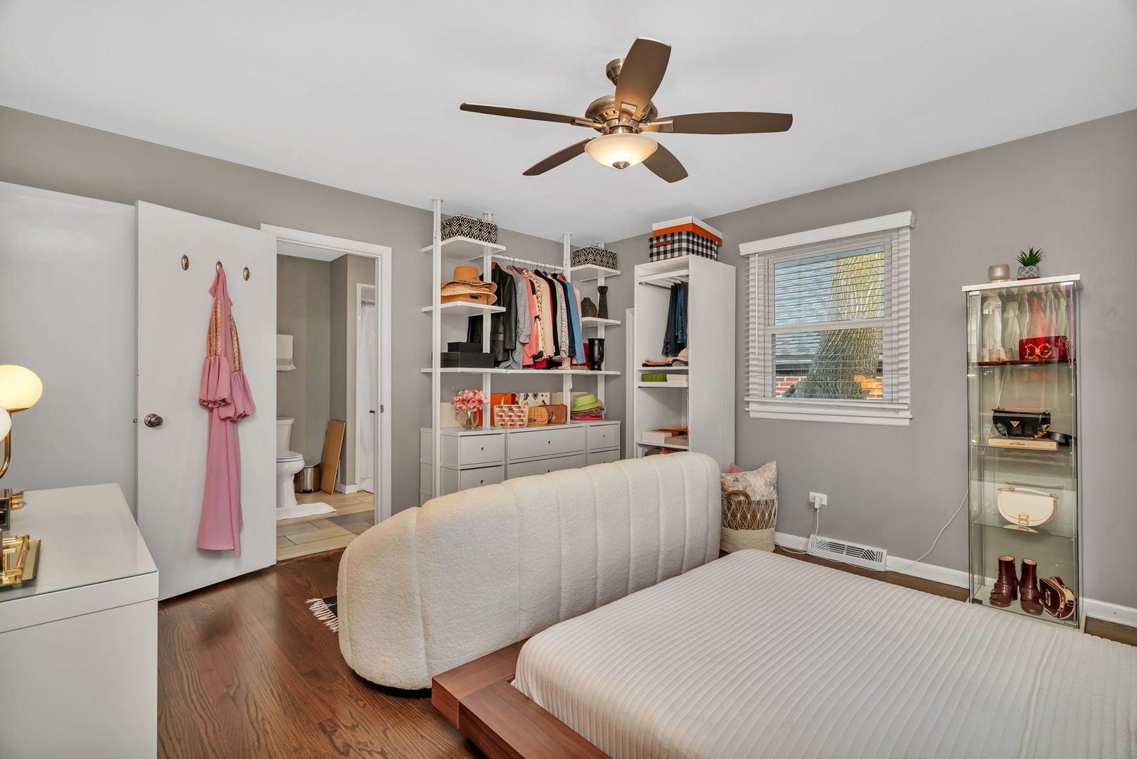 4217 Main Street Downers Grove IL 60515