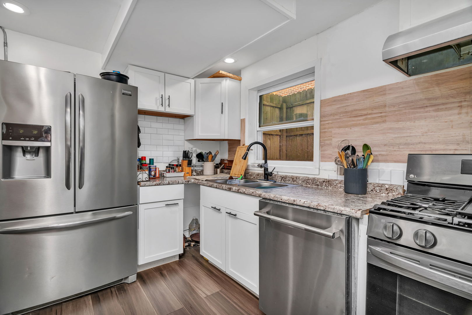 4217 Main Street Downers Grove IL 60515