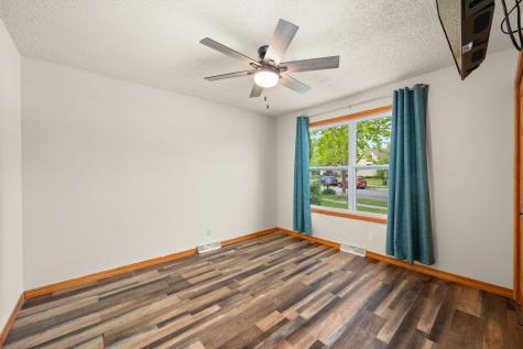 1605 Longwood Drive Sycamore IL 60178