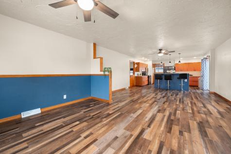 1605 Longwood Drive Sycamore IL 60178