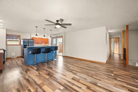 1605 Longwood Drive Sycamore IL 60178