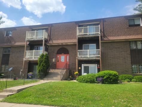 1249 48TH Ave Avenue East Moline IL 61244