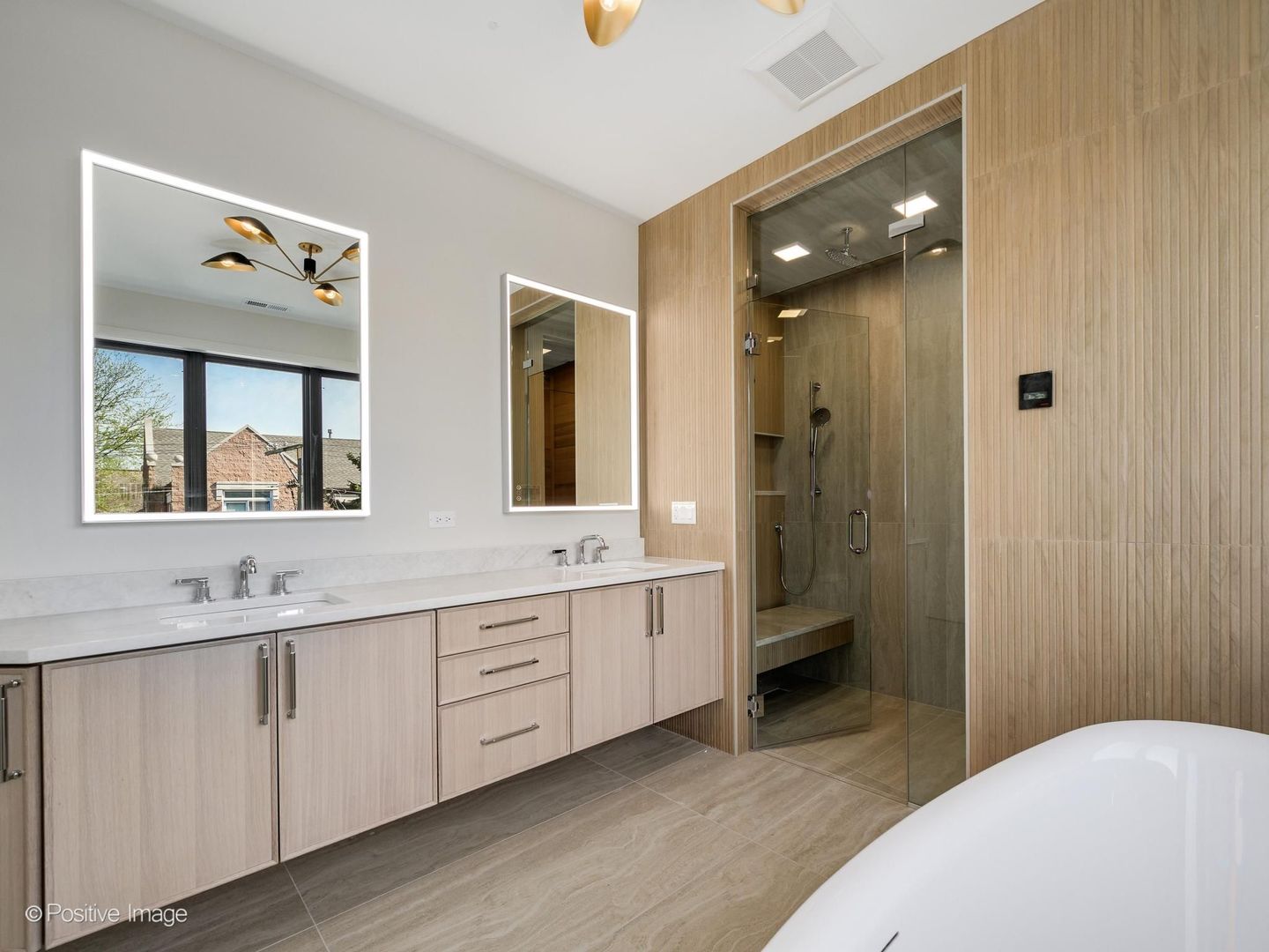 1900 West Cortland Street Chicago IL 60622
