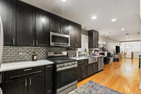 46 Englewood Avenue Bellwood IL 60104