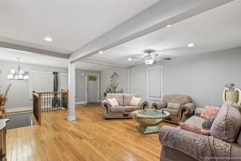 46 Englewood Avenue Bellwood IL 60104