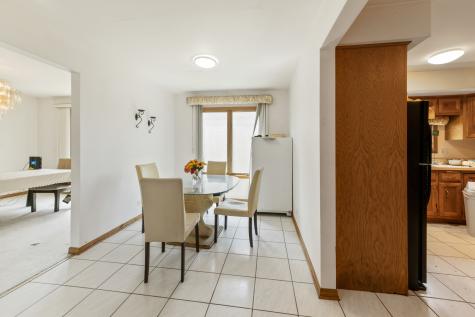 8146 South Prairie Park Place Chicago IL 60619