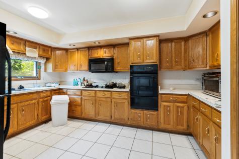 8146 South Prairie Park Place Chicago IL 60619