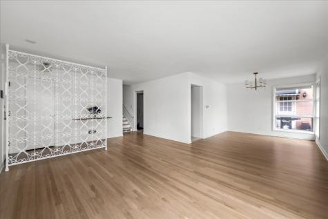 7012 North Kenton Avenue Lincolnwood IL 60712