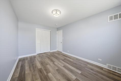 480 East 163rd Street South Holland IL 60473
