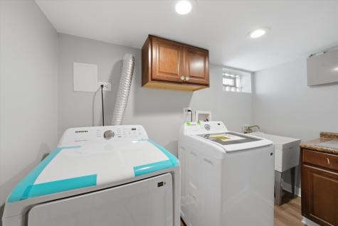 480 East 163rd Street South Holland IL 60473