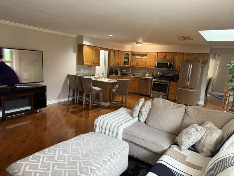 6716 West 89th Place Oak Lawn IL 60453