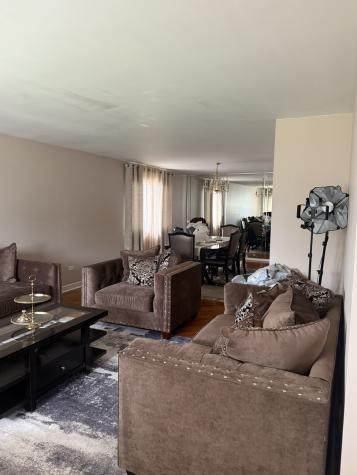 6716 West 89th Place Oak Lawn IL 60453