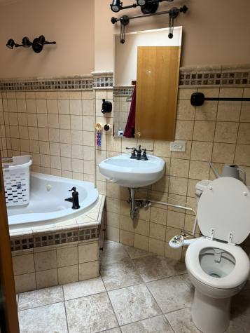 6716 West 89th Place Oak Lawn IL 60453