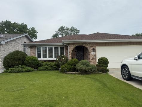 6716 West 89th Place Oak Lawn IL 60453