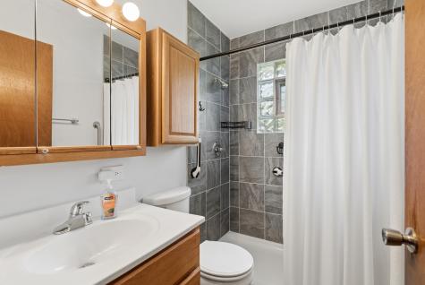 2703 11TH Street Winthrop Harbor IL 60096