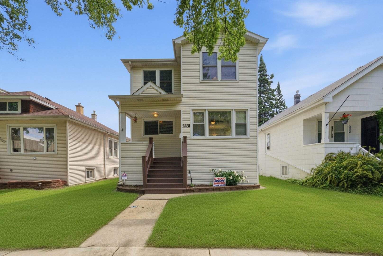 2231 North 75th Avenue Elmwood Park IL 60707