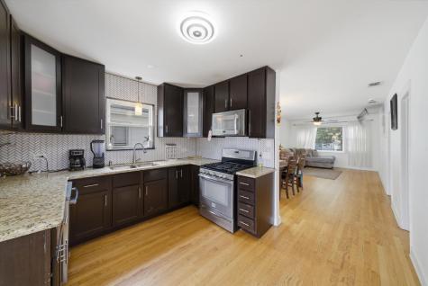 2231 North 75th Avenue Elmwood Park IL 60707