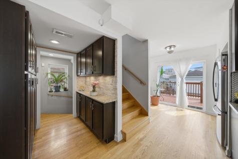 2231 North 75th Avenue Elmwood Park IL 60707