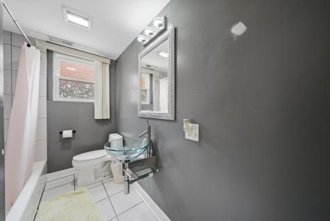 2231 North 75th Avenue Elmwood Park IL 60707
