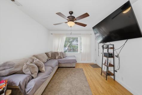 2231 North 75th Avenue Elmwood Park IL 60707