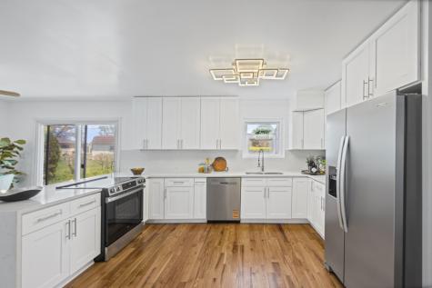 725 North 8th Avenue Addison IL 60101