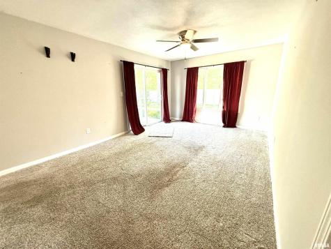 3005 West Woodlawn Place Marion IL 62959