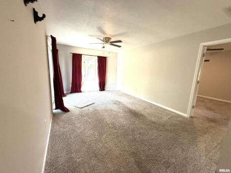 3005 West Woodlawn Place Marion IL 62959