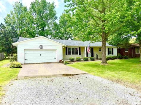 3005 West Woodlawn Place Marion IL 62959