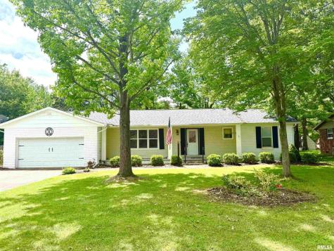 3005 West Woodlawn Place Marion IL 62959