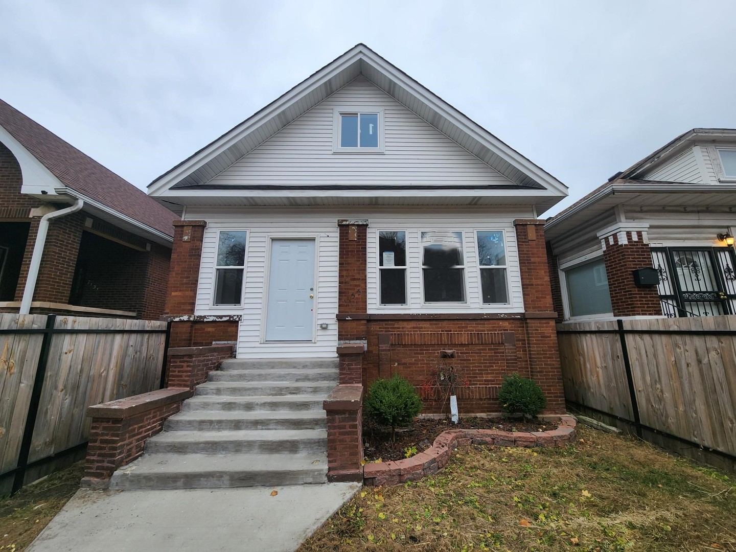 7133 South Constance Avenue Chicago IL 60649