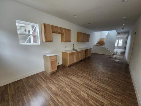 7133 South Constance Avenue Chicago IL 60649