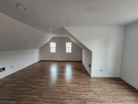 7133 South Constance Avenue Chicago IL 60649