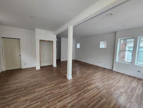 7133 South Constance Avenue Chicago IL 60649