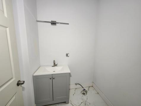 7133 South Constance Avenue Chicago IL 60649