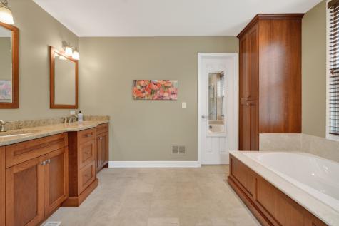155 Southfield Drive Vernon Hills IL 60061