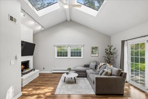 720 Checker Drive Buffalo Grove IL 60089