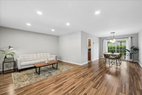 720 Checker Drive Buffalo Grove IL 60089
