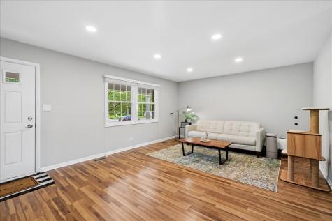 720 Checker Drive Buffalo Grove IL 60089